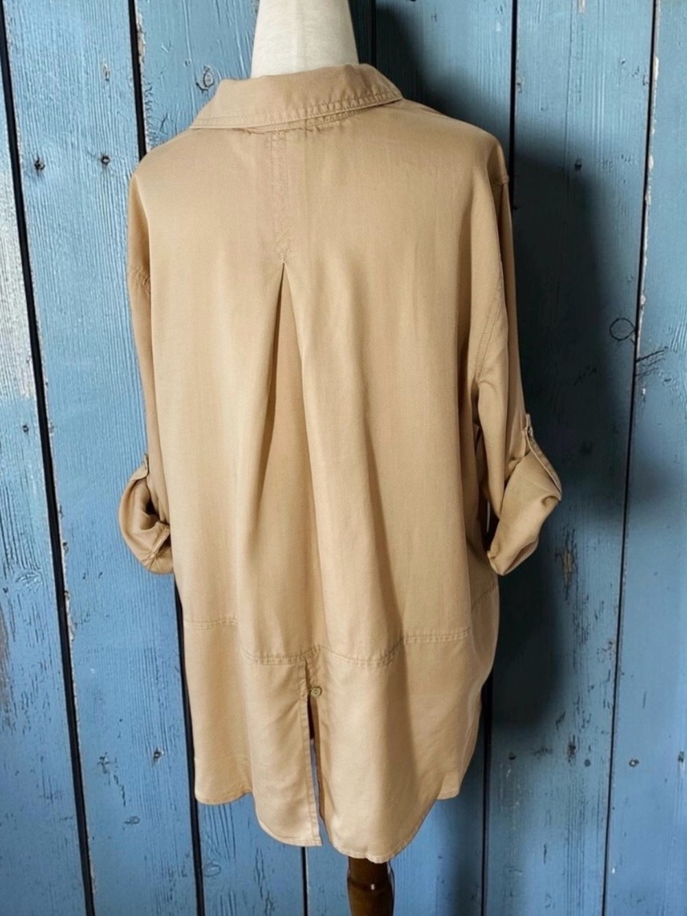 HESTER & ORCHARD Tan Tencel Blouse - Picture 3 of 8